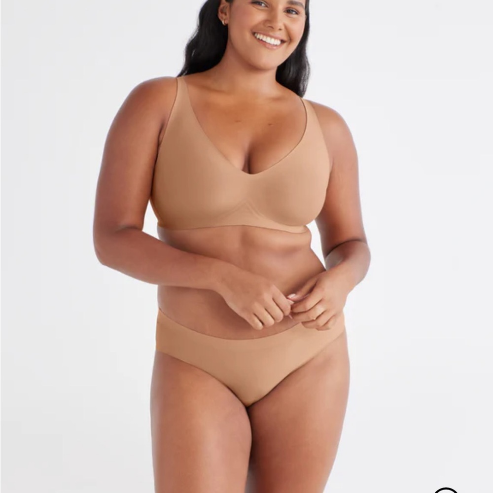 NWT Knix Revolution Bra size XL